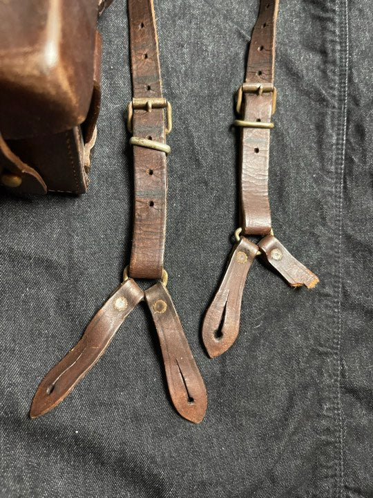 GERMAN WW2 HITLER JUGEND MEDICAL POUCH W/ SUSPENDERS