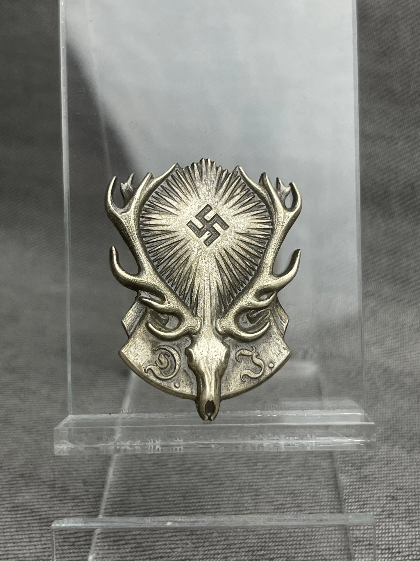GERMAN WW2 DEUTSCHE JAGËRSCHAFT ‘DJ’ BADGE NAMED & GES.GESCH MARKED