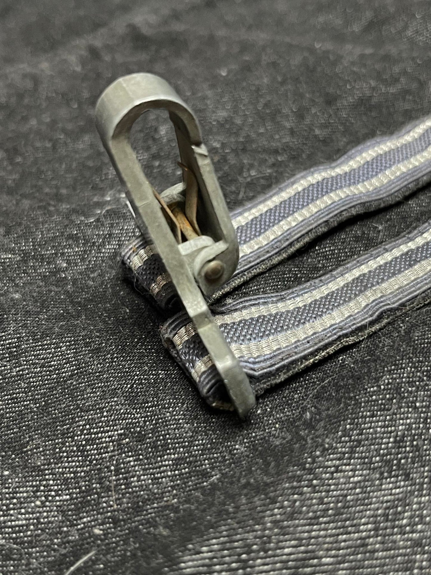 GERMAN WW2 LUFTWAFFE 2ND MODEL DAGGER HANGERS