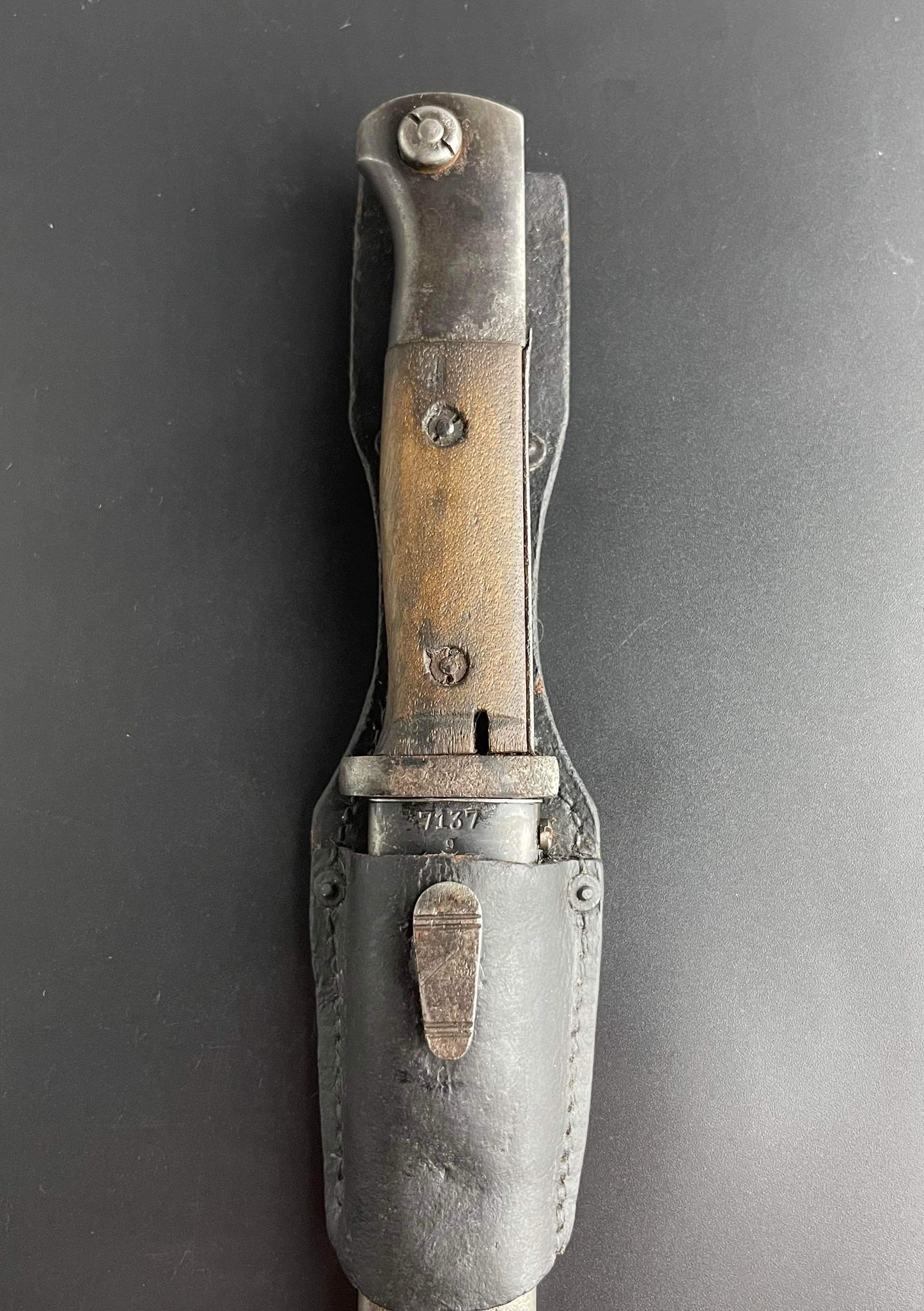 GERMAN WW2 1935 MATCHING S84/98 III PATTERN COMBAT BAYONET BY GEBR. HELLER