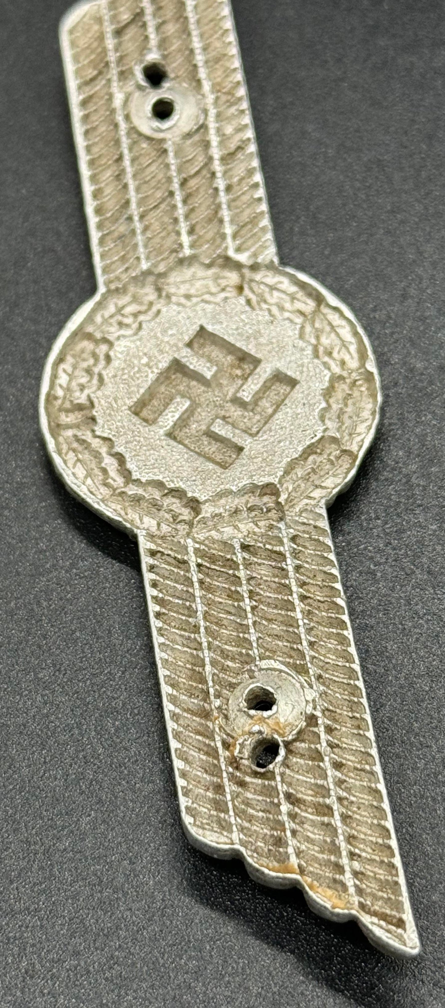GERMAN WW2 LUFTWAFFE CIVILIAN FIRE BRIGADE EM/NCO VISOR/CAP SEW-ON METAL INSIGNIA