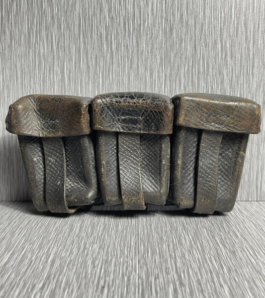 GERMAM WW2 LATE TYPE NAMED K98 RIFLE AMMUNITION POUCH