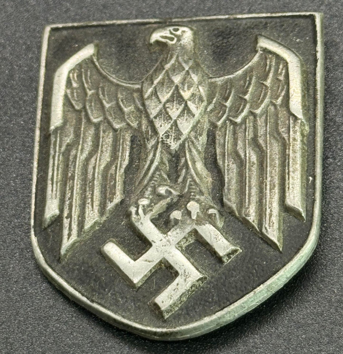 GERMAN WW2 DEUTSCHE AFRIKA KORPS DAK TROPICAL PITH HELMET SHIELD