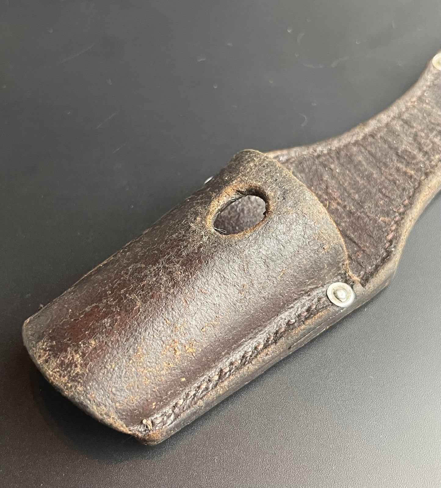 GERMAN WW2 1939 LUFTWAFFE K98 COMBAT BAYONET BROWN LEATHER FROG MAKER YEAR & LBA MARKED