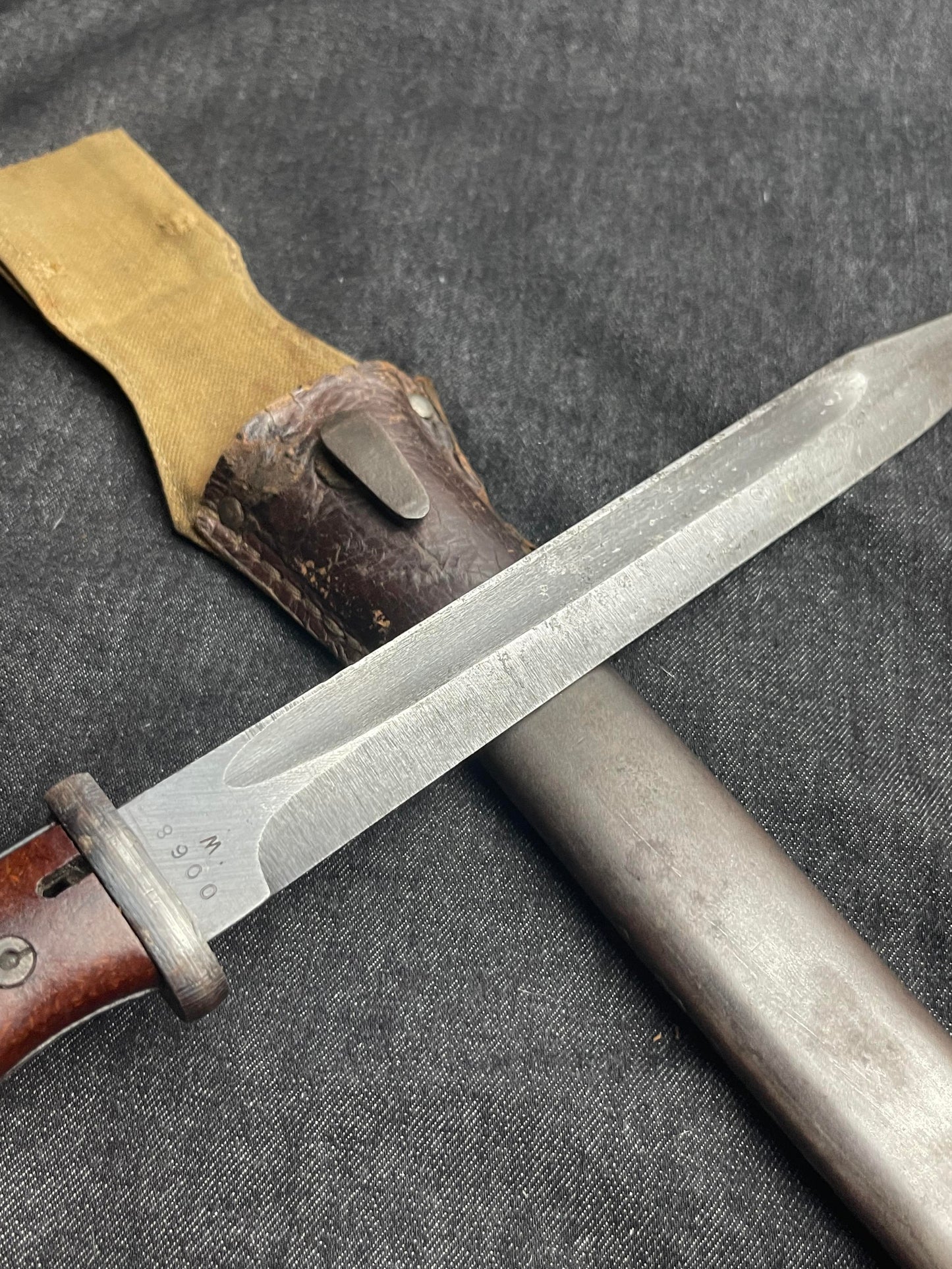 GERMAN WW2 WEHRMACHT LATE 1944 CARL EICKHORN S84/98 3RD PATTERN COMBAT BAYONET DOUBLE DIGIT W/ 'BREAD BAG' FROG FACTORY MATCHED