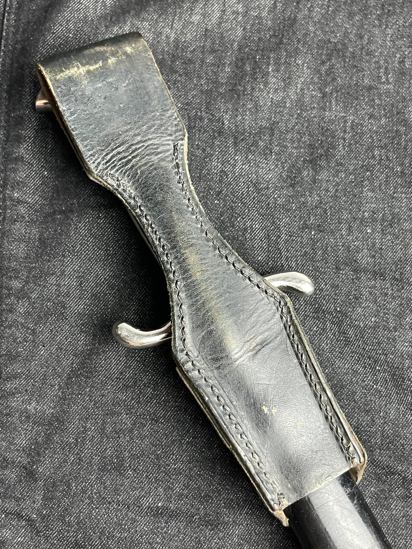 GERMAN WW2 FEUERSCHUTZ LONG DRESS BAYONET BY CARL EICKHORN W/ FROG