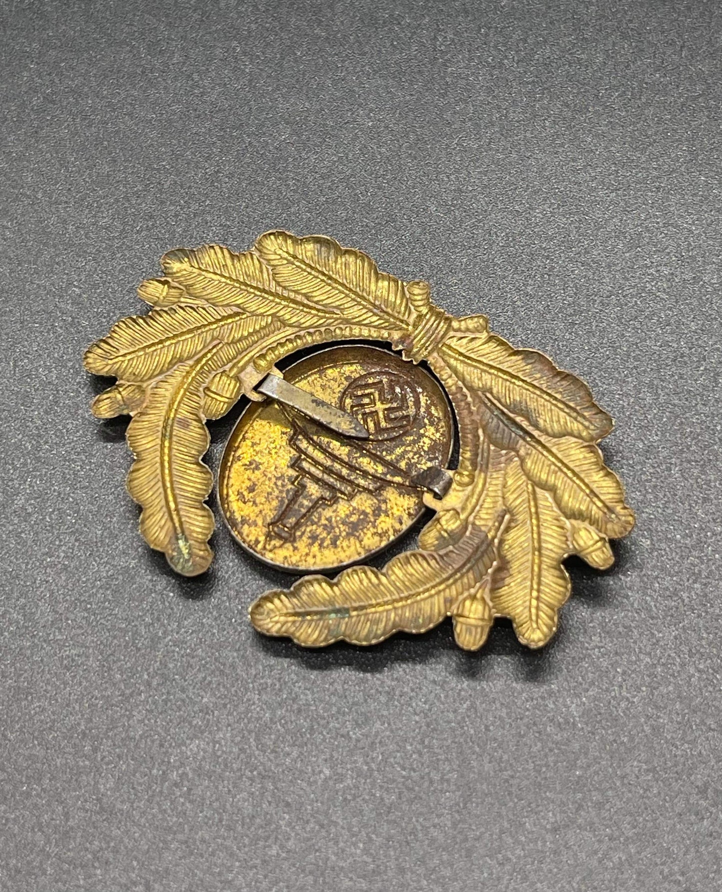 GERMAN WW2 DRKB/NS-RKB VISOR CAP INSIGNIA (MÜTZEN ABZEICHEN)