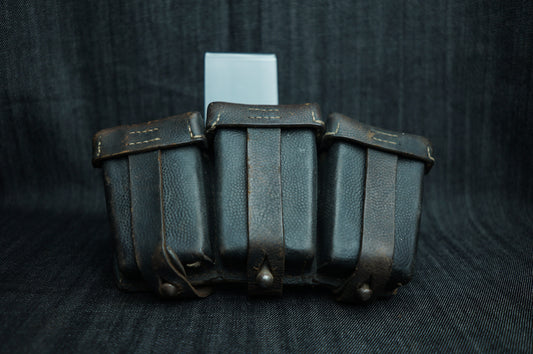 GERMAN LATE WW2 MAUSER K98 RIFLE AMMO POUCH