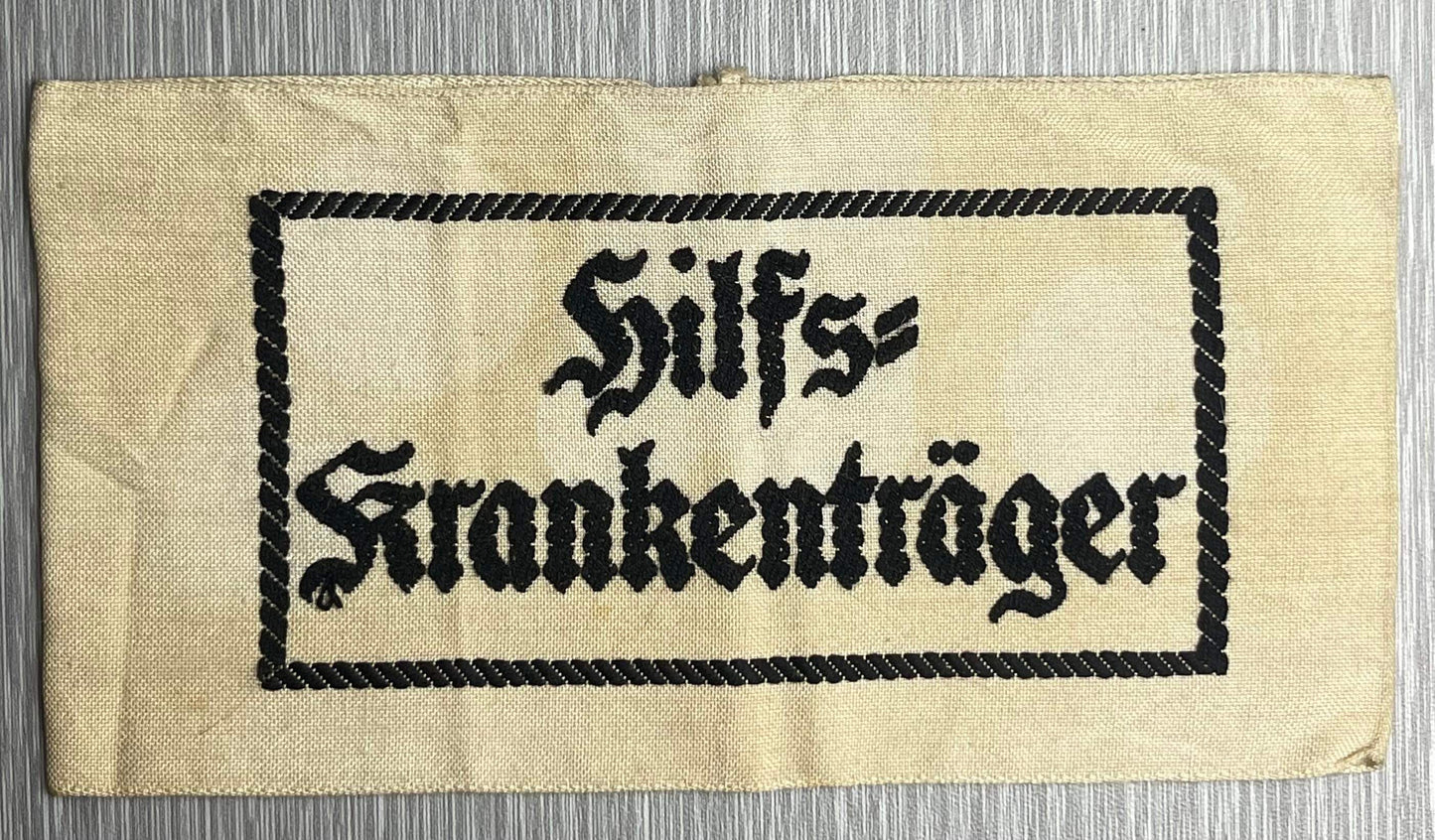 GERMAN WW2 WEHRMACHT/WAFFEN SS EARLY HILFS=KRANKENTRAGER ARMBAND CHAIN STITCHED