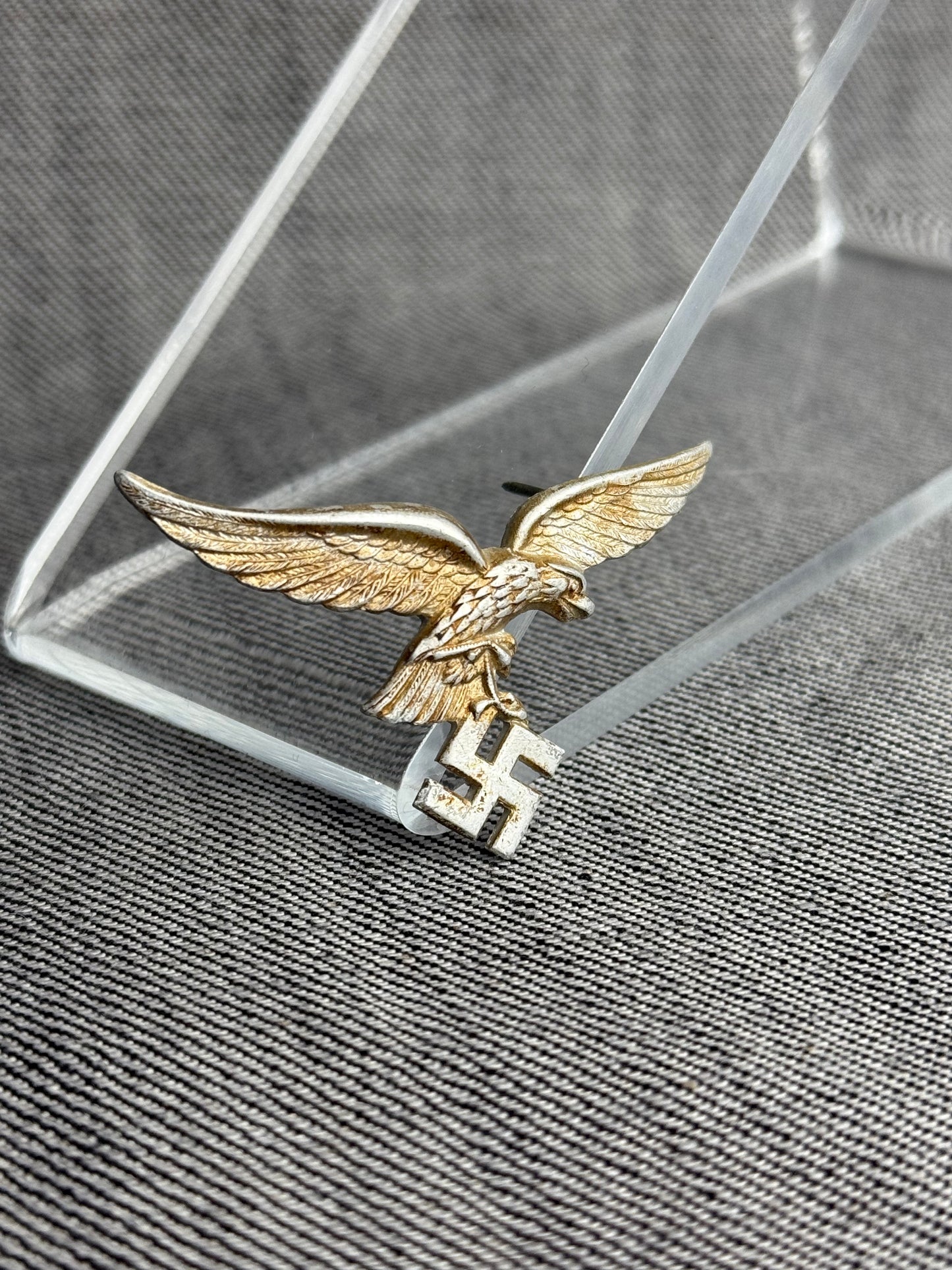 GERMAN WW2 LUFTWAFFE FIRST PATTERN GILDED VISOR EAGLE “DROP TAIL” VARIANT RARE!