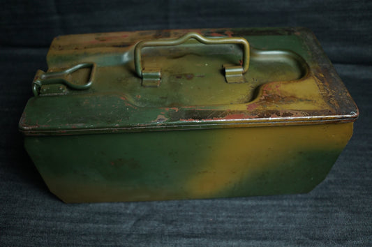 GERMAN PRE WW2 1938 FLAK GUN CAMOUFLAGED CASE