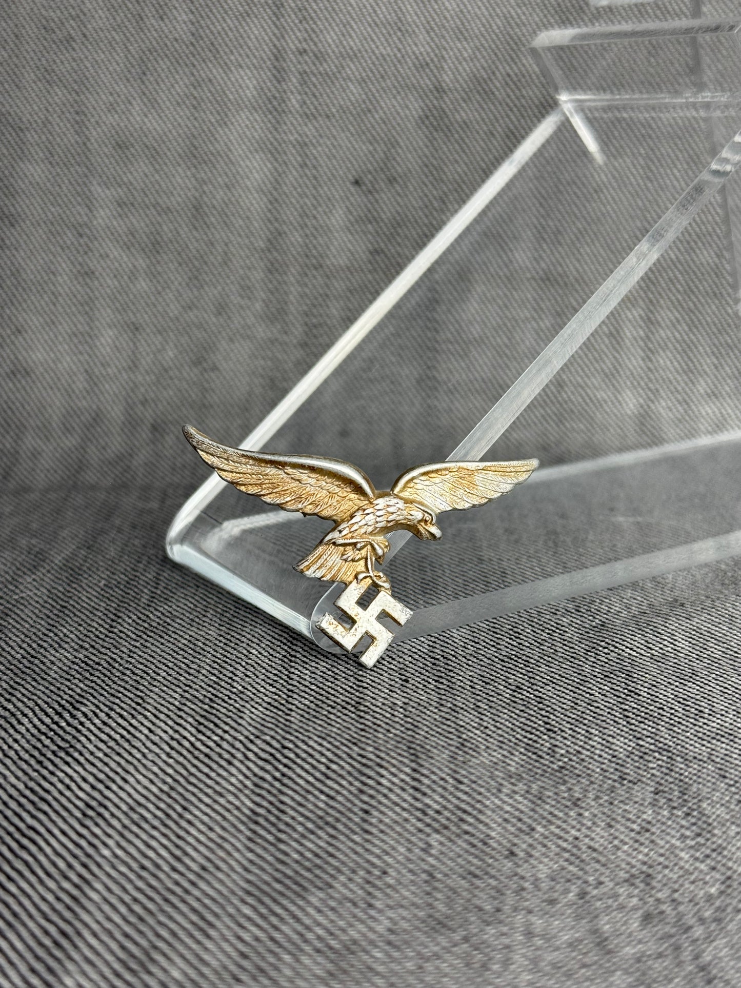 GERMAN WW2 LUFTWAFFE FIRST PATTERN GILDED VISOR EAGLE “DROP TAIL” VARIANT RARE!