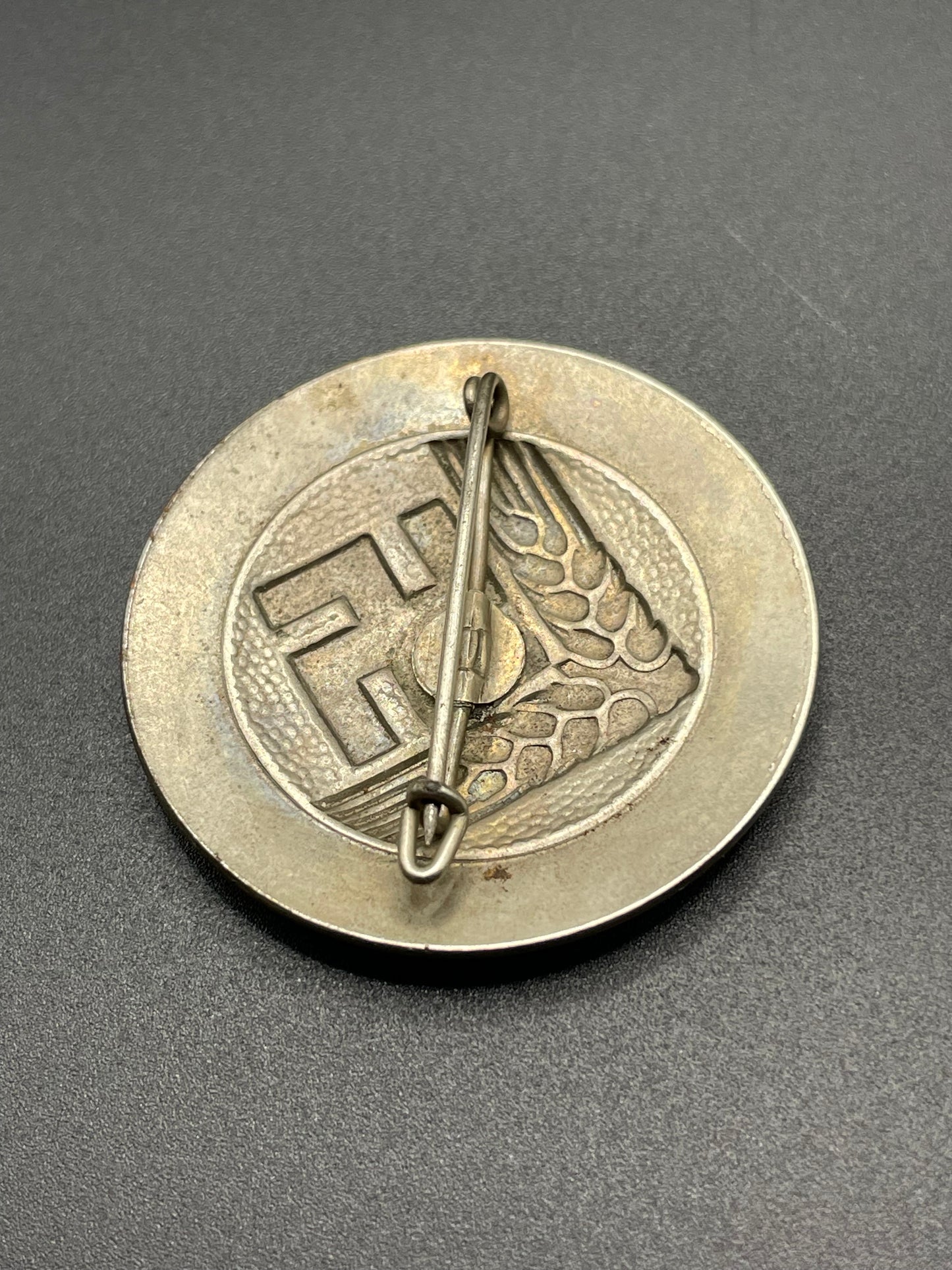 GERMAN WW2 RADWJ STÄBSFUHRERIN BROOCH IN GOLD