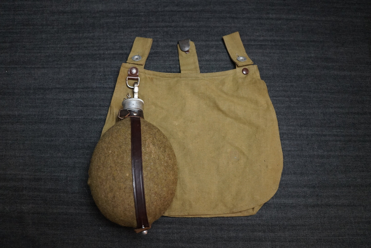 GERMAN WW2 EARLY HITLER JUGEND CANTEEN & BREAD BAG NSDAP HJ MARKED
