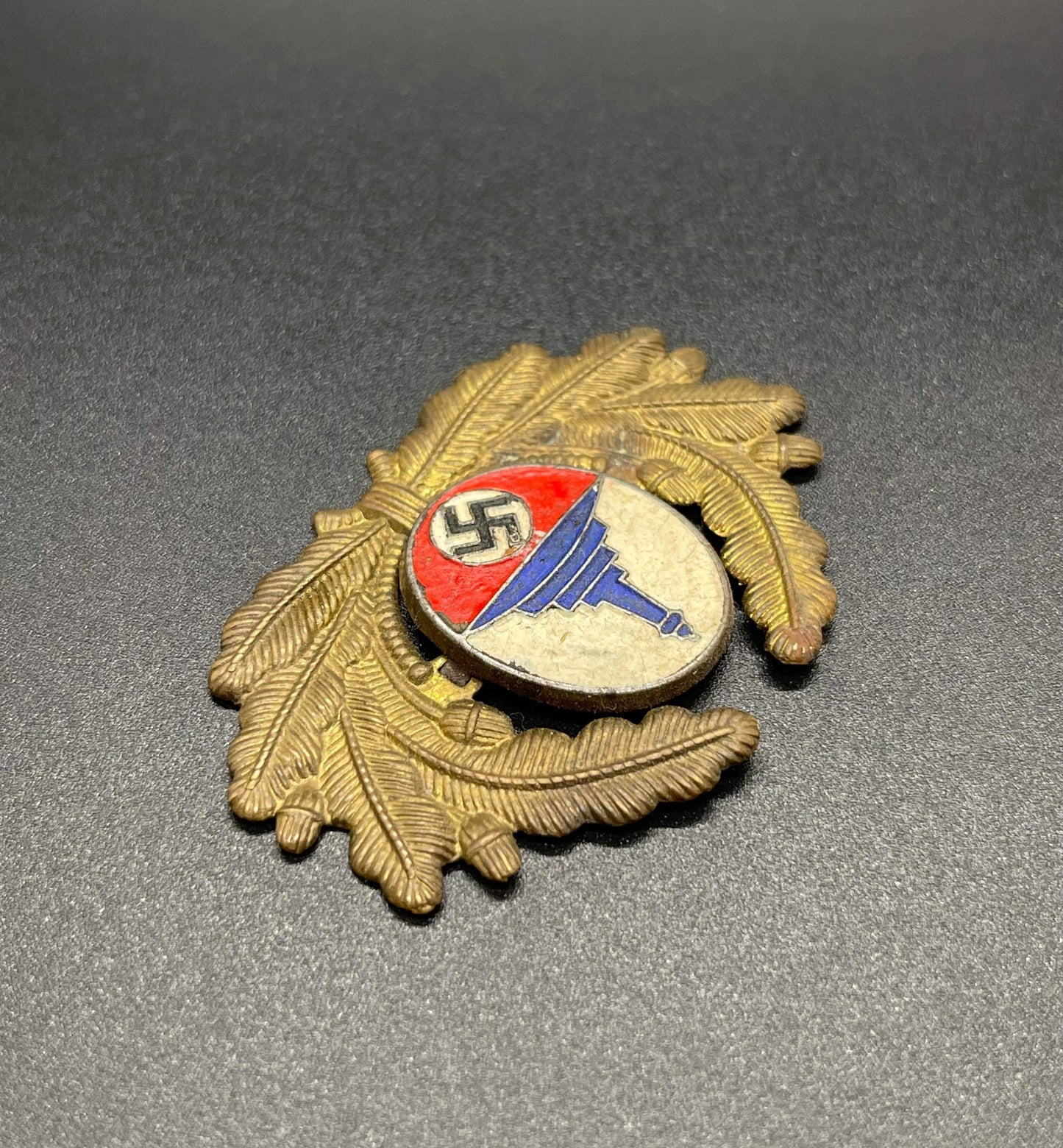 GERMAN WW2 DRKB/NS-RKB VISOR CAP INSIGNIA (MÜTZEN ABZEICHEN)