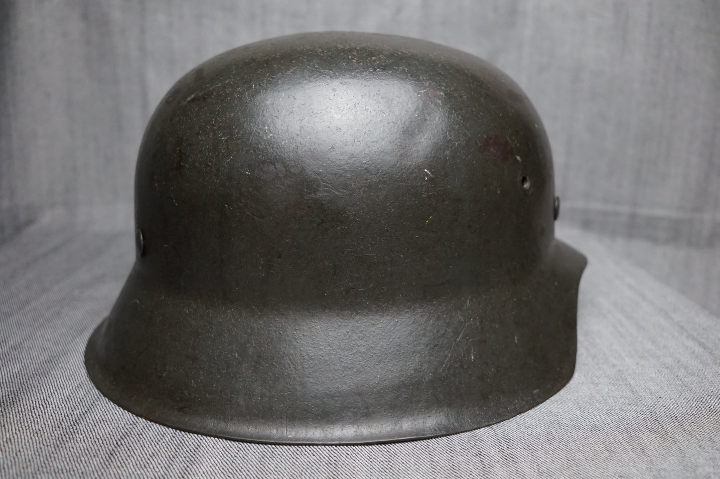 GERMAN WW2 HEER M42 SINGLE DECAL HELMET E.T. 68 W/ CHINSTRAP STUNNER!