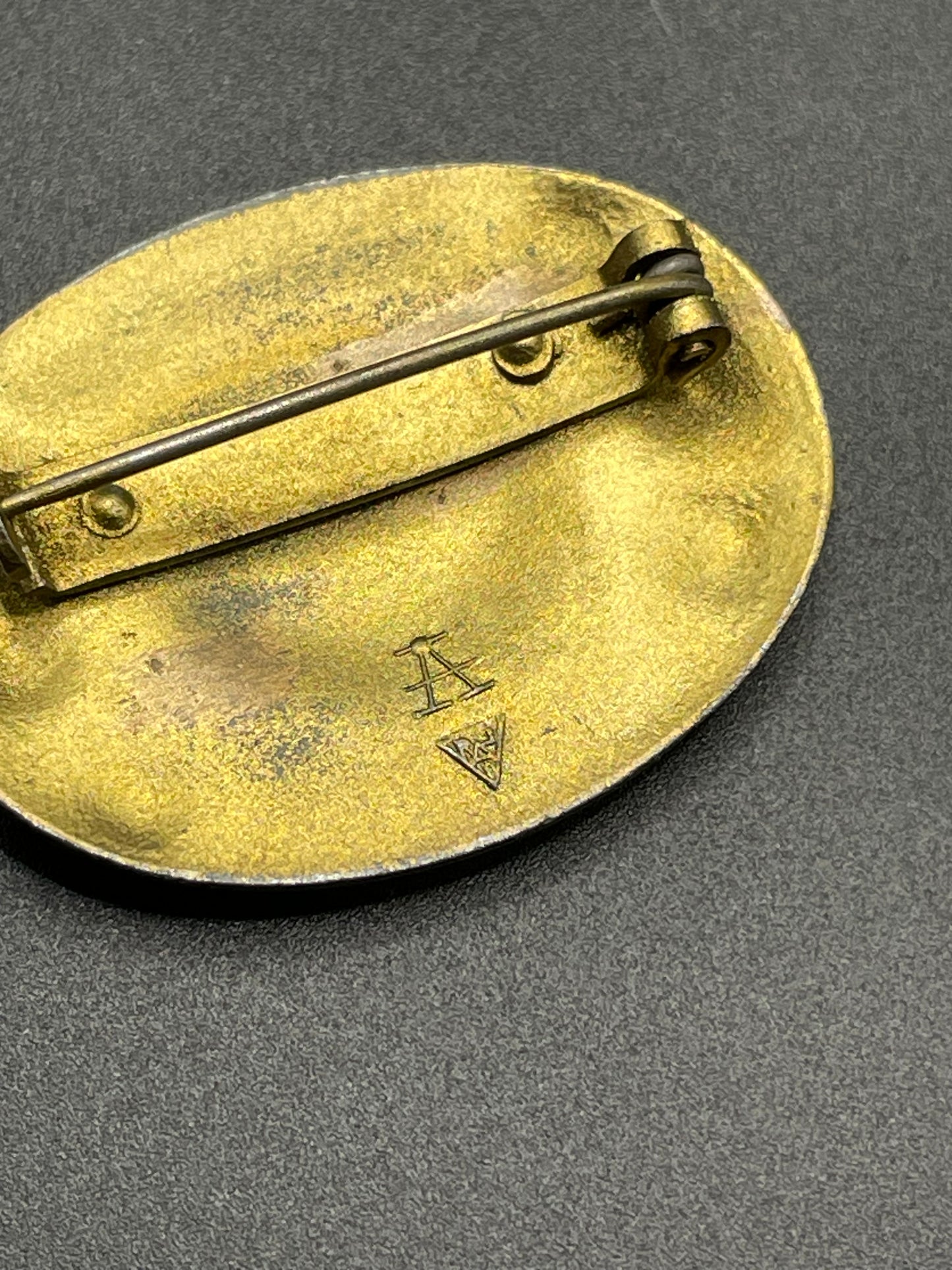 GERMAN WW2 RADWJ BROOCH IN GOLD BY ASSMAN & SÖHNE, LÜDENSCHEID MINT