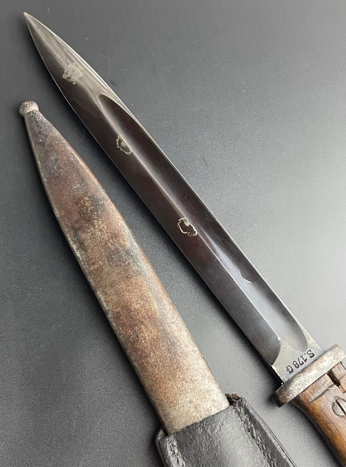GERMAN WW2 1935 MATCHING S84/98 III PATTERN COMBAT BAYONET BY GEBR. HELLER