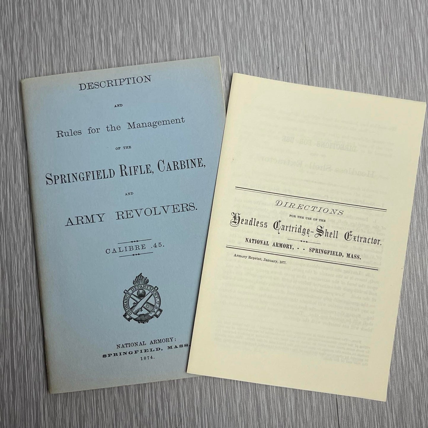 UNITED STATES ARMY 1960 SPRINGFIELD RIFLE CARBINE & ARMY REVOLVERS CALIBRE .45 W/ EXTRA HEADLESS CARTRIDGE SHELL EXTRACTOR BOOKLET