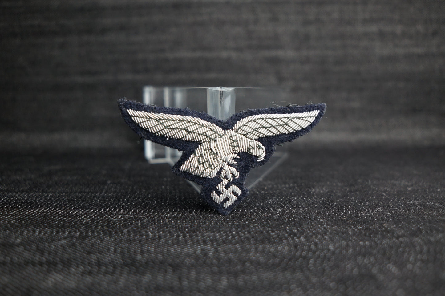 GERMAN WW2 LUFTWAFFE OFFICER’S VISOR/CAP EAGLE IN BULLION MINT EXAMPLE