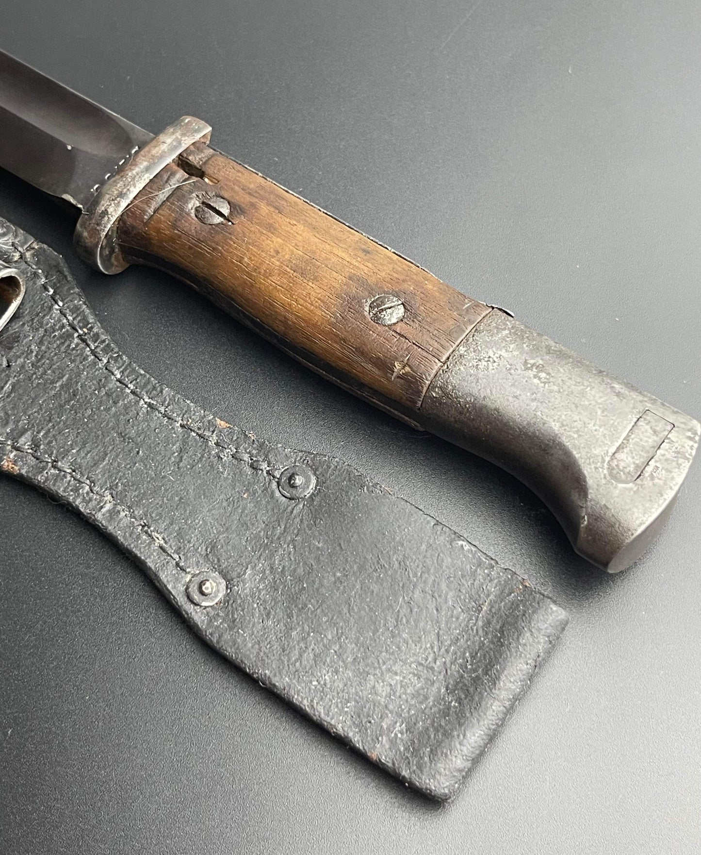 GERMAN WW2 1935 MATCHING S84/98 III PATTERN COMBAT BAYONET BY GEBR. HELLER