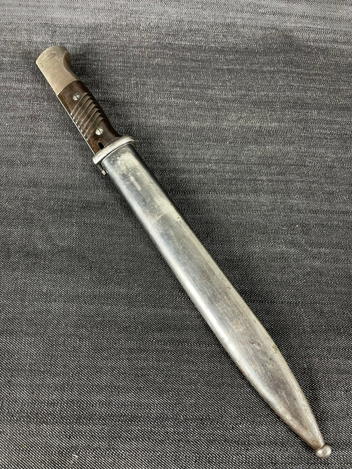 GERMAN WW2 MATCHING K98 S84/98 III PATTERN COMBAT BAYONET DDL 42 W/ RED HUE UNSHARPENED BLADE