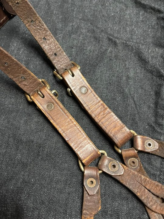 GERMAN WW2 HITLER JUGEND MEDICAL POUCH W/ SUSPENDERS