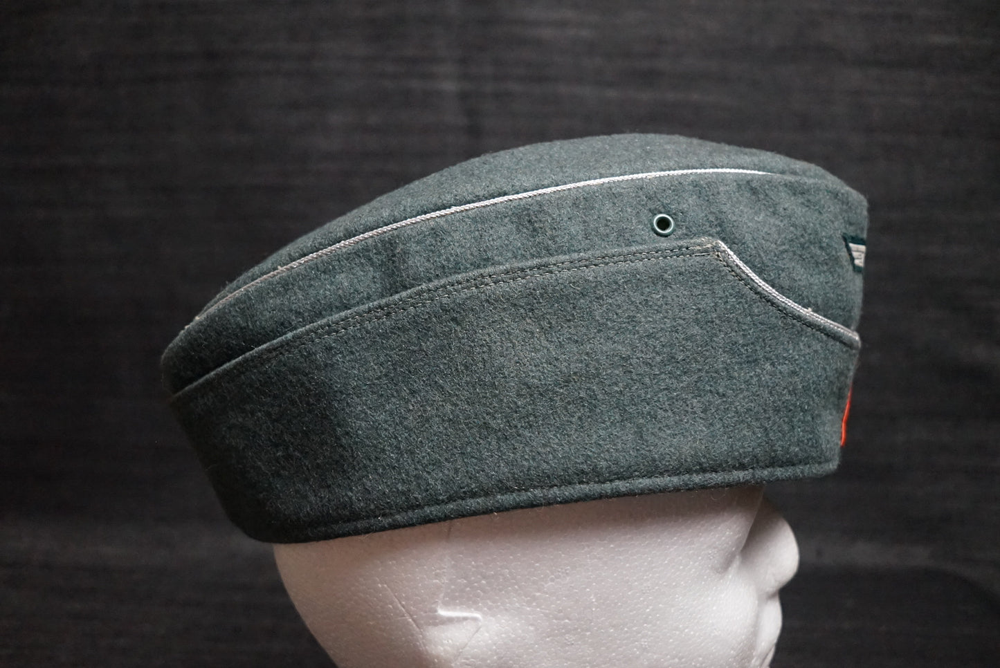 GERMAN WW2 HEER ARTILLERY OFFICER OVERSEAS CAP LARGE SIZE 62 & UNISSUED