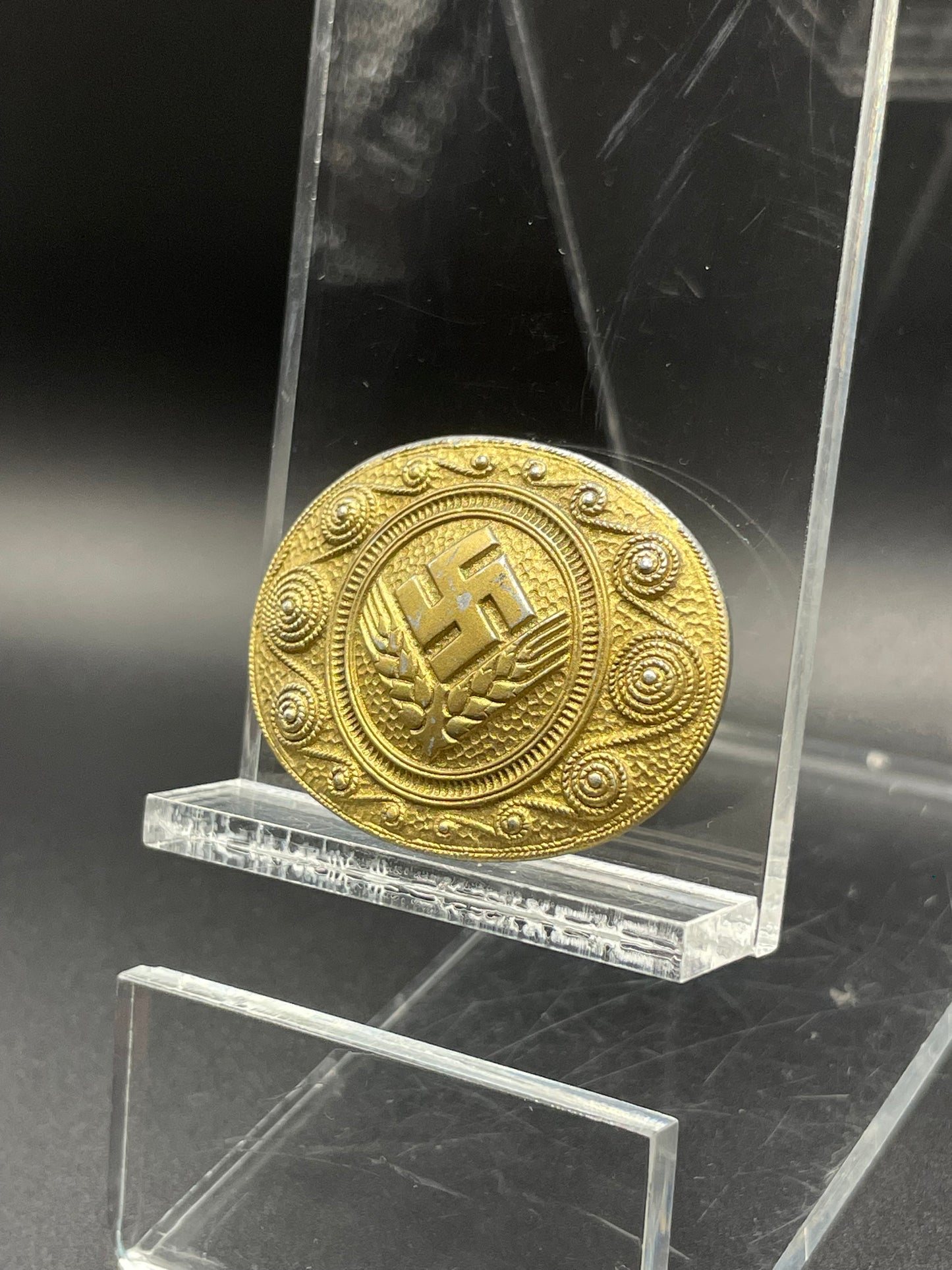 GERMAN WW2 RADWJ BROOCH IN GOLD BY ASSMAN & SÖHNE, LÜDENSCHEID MINT