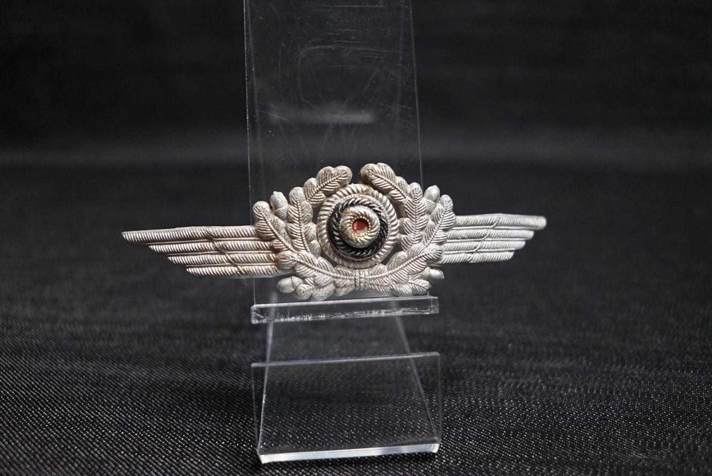 GERMAN WW2 LUFTWAFFE OFFICER VISOR WREATH & COCKADE