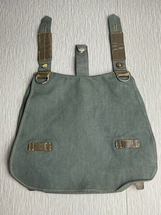 GERMAN WW2 POLIZEI M31 BROTBEUTEL MAKER & YEAR MARKED UNISSUED