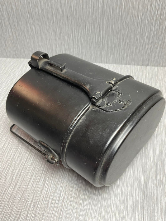 GERMAN PRE WW2 WEHRMACHT 1936 MATCHING FACTORY BLACK PAINTED MESS KIT