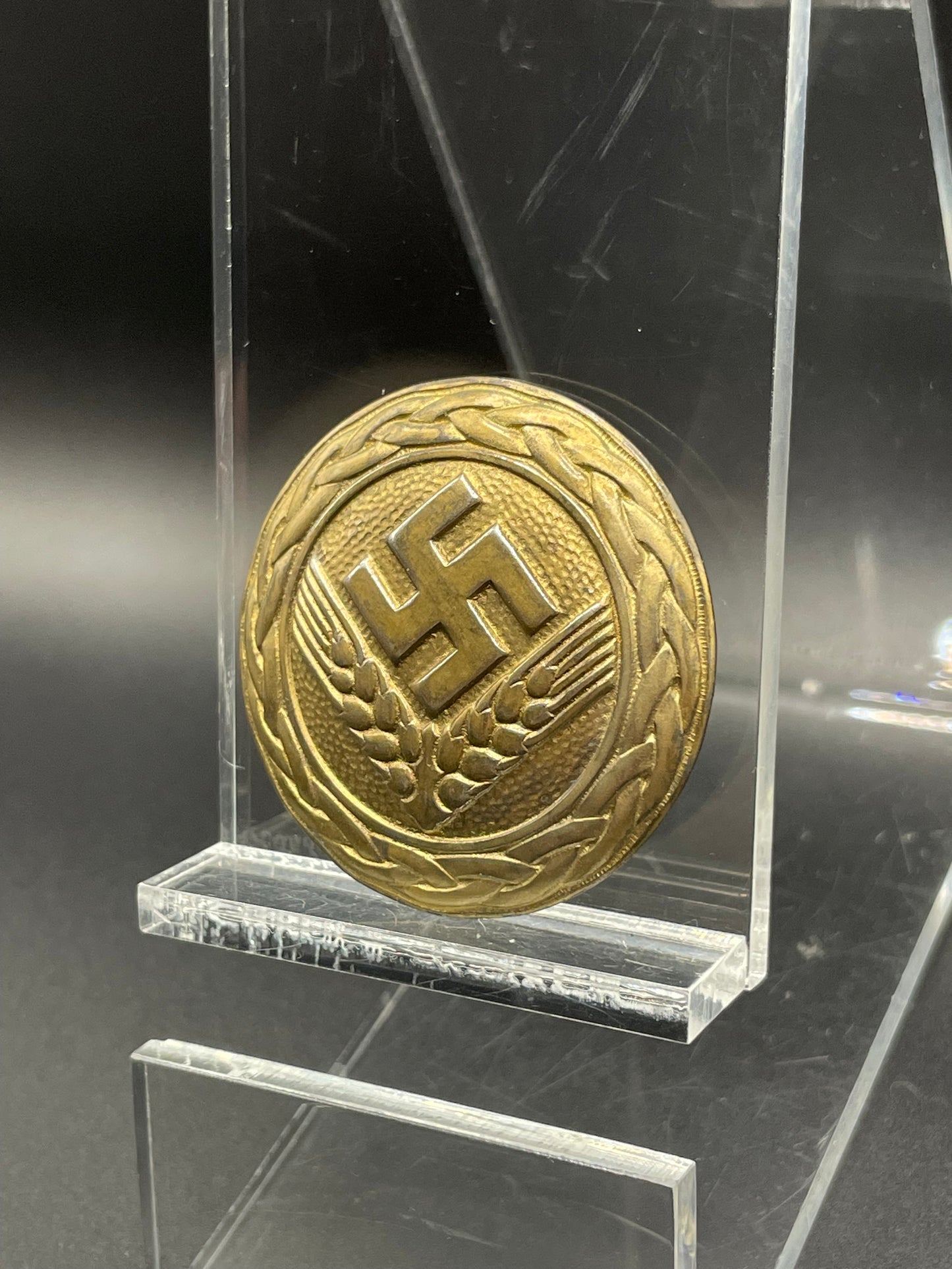 GERMAN WW2 1939 RADWJ STABSHAUPTFÜHRERIN EARLY BROOCH IN GOLD GRADE RARE