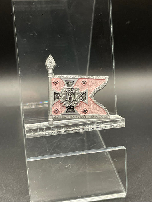 GERMAN WW2 WHW PANZER KRAFT-FAHRKAMPFTRUPPE TINNIE DRGM MARKED “WE1”