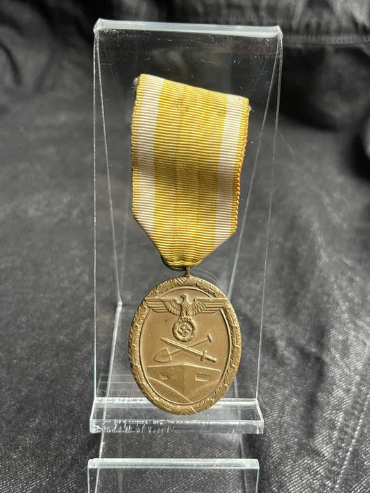 GERMAN WW2 WEST WALL MEDAL 'DEUTSCHES SCHUTZWALL-EHRENZEICHEN' MINT!