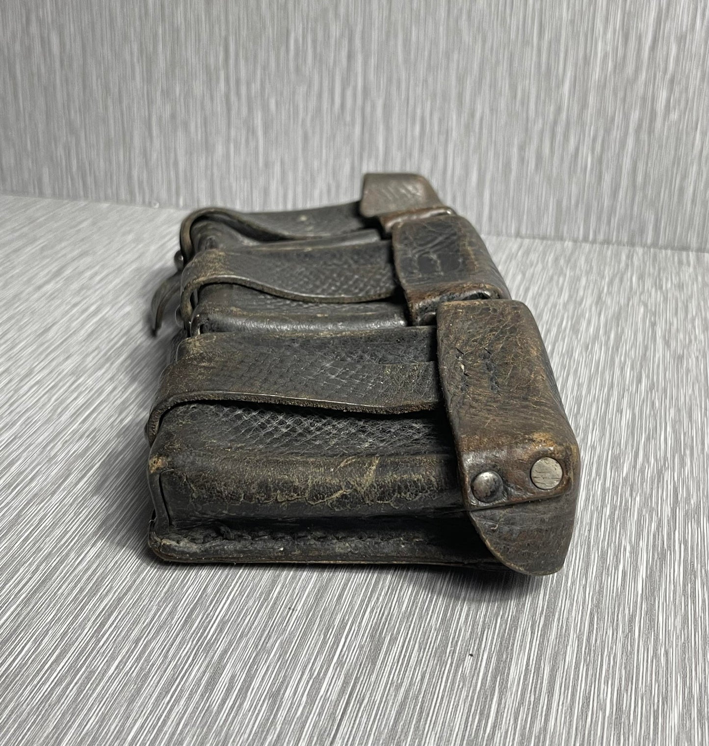GERMAM WW2 LATE TYPE NAMED K98 RIFLE AMMUNITION POUCH
