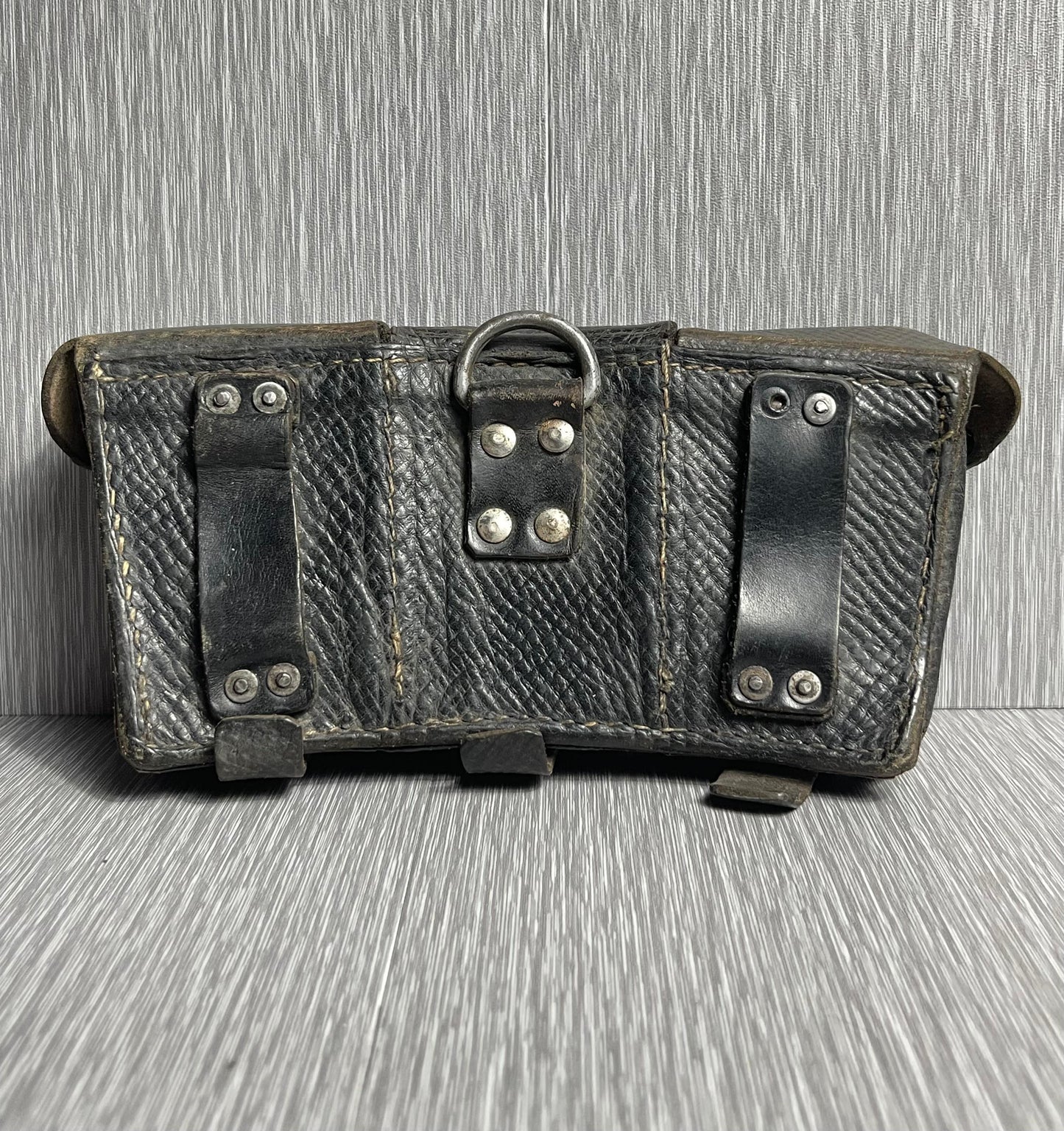 GERMAM WW2 LATE TYPE NAMED K98 RIFLE AMMUNITION POUCH