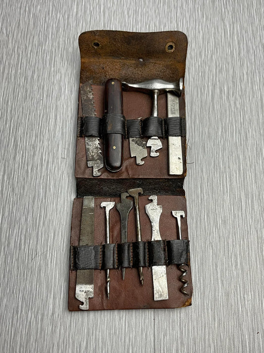 GERMAN WW2 SAPPER FOLDING LEATHER TOOL POUCH D.R.G.M. COMPLETE
