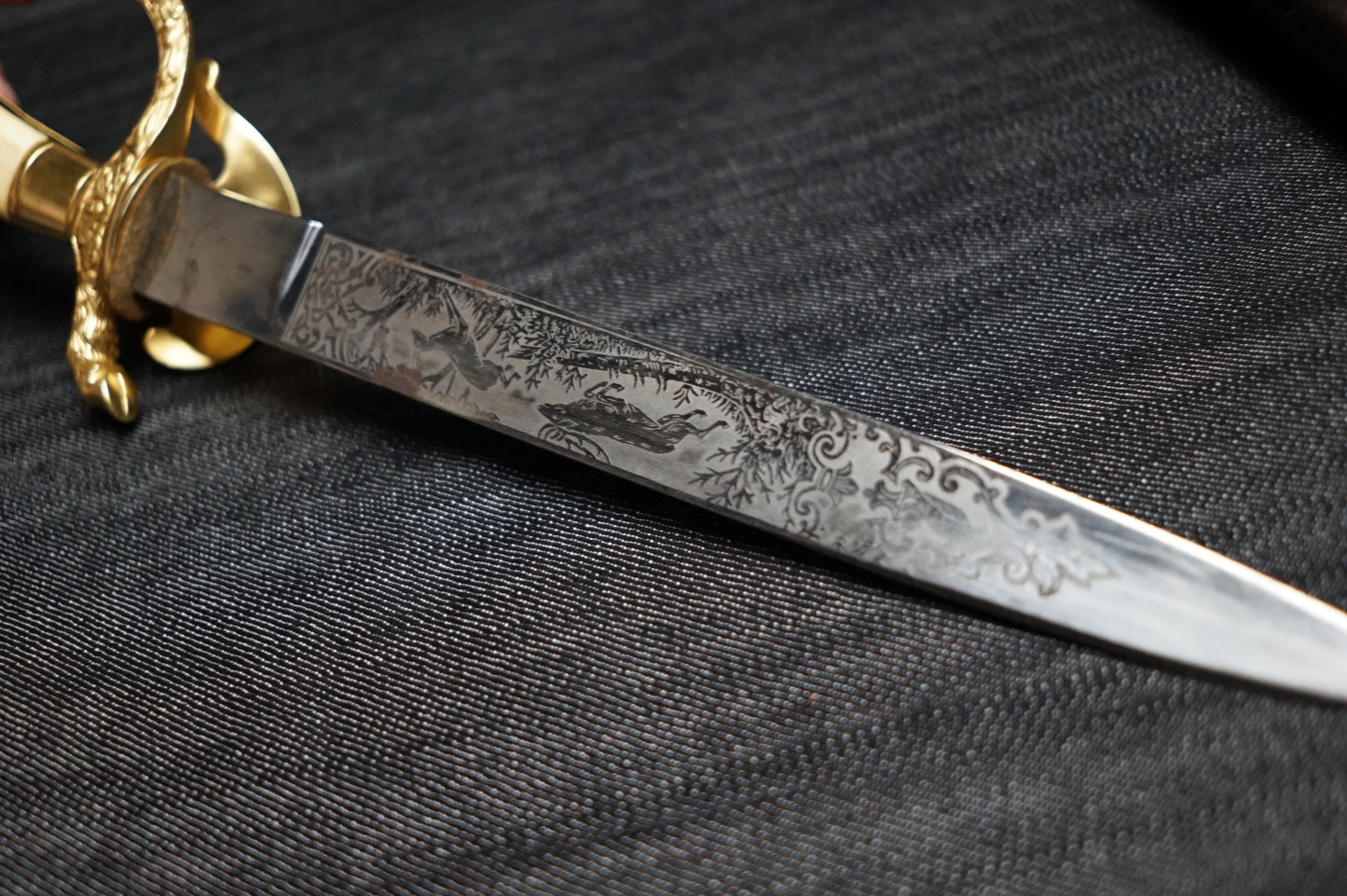 GERMAN WW2 SENIOR HUNTING ASSOCIATION TRIPLE ETCHED CUTLASS BY HORSTER