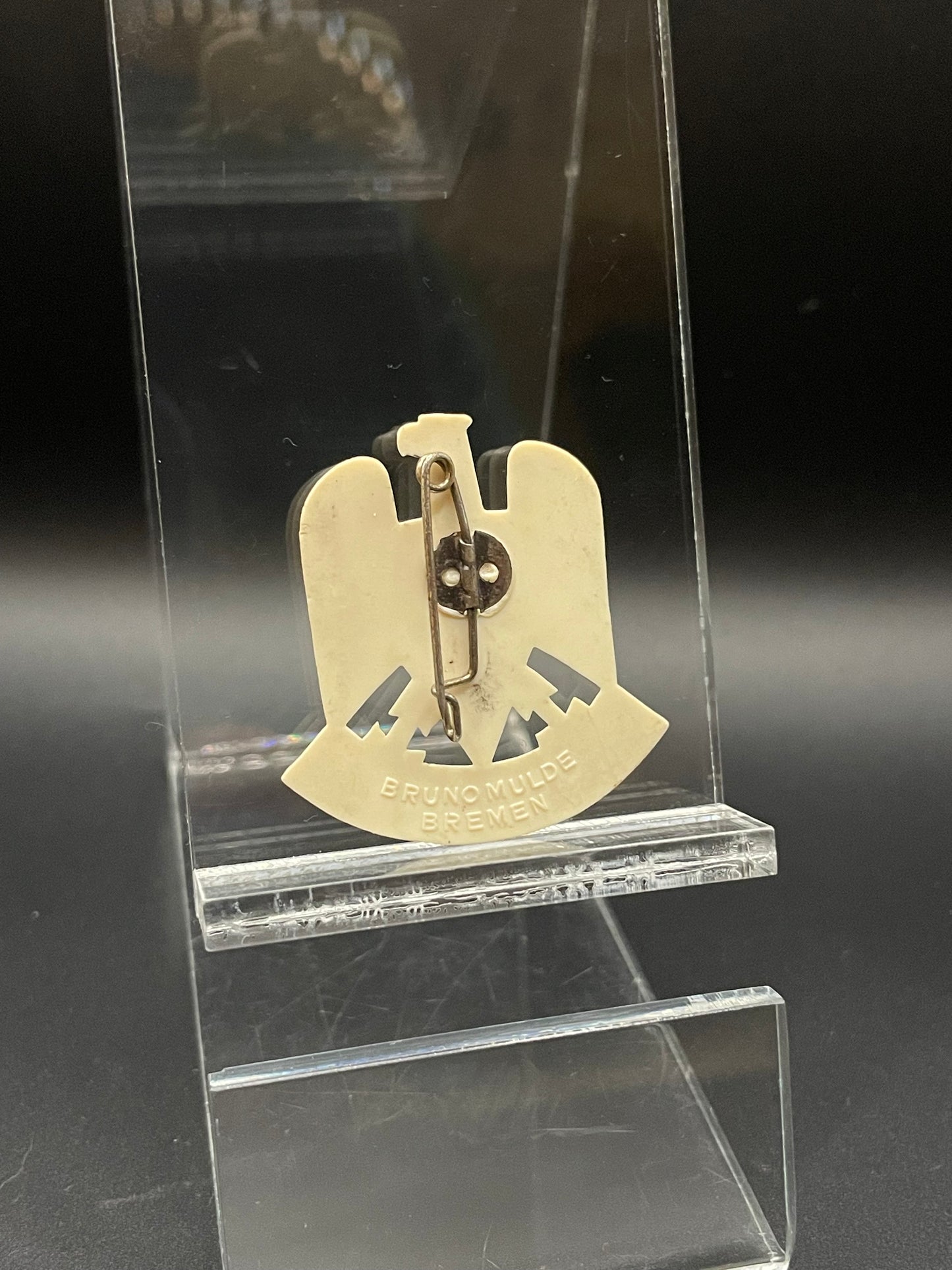 GERMAN WW2 5. KAMPFSPIELE DER NORDSEE HJ BADGE BY BRUNO MULDE, BREMEN MINT!