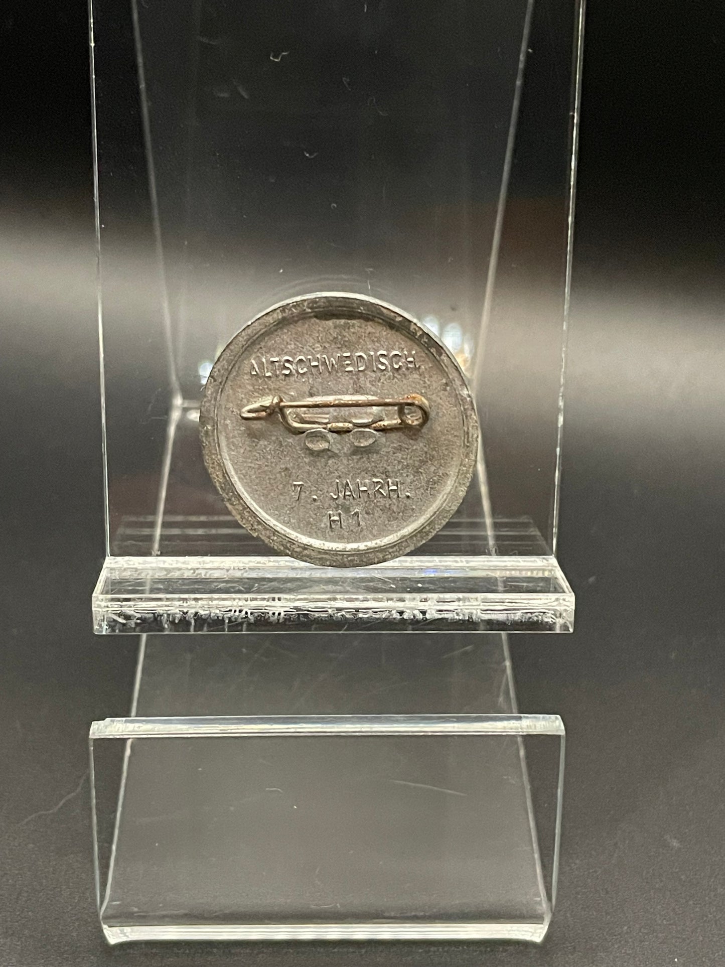 GERMAN WW2 WINTERHILFSWERK “WHW” GERMANIC SHIELD PIN/BADGE MARKED ALTSCHWEDISCH 7 JAHRH.H1