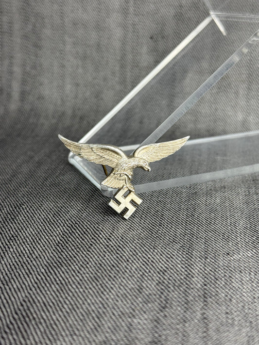 GERMAN WW2 LUFTWAFFE VISOR EAGLE 1ST PATTERN “DROP TAIL”