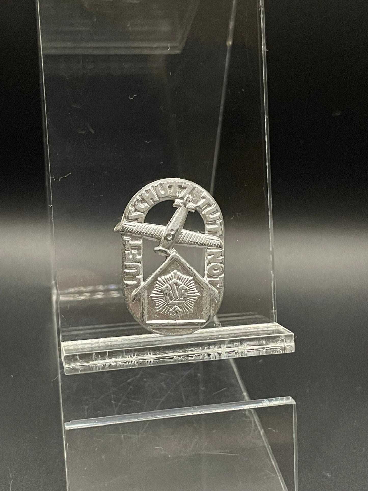 GERMAN WW2 “LUFTSCHUTZ TUT NOT” RLB CIVIL DEFENSE PIN