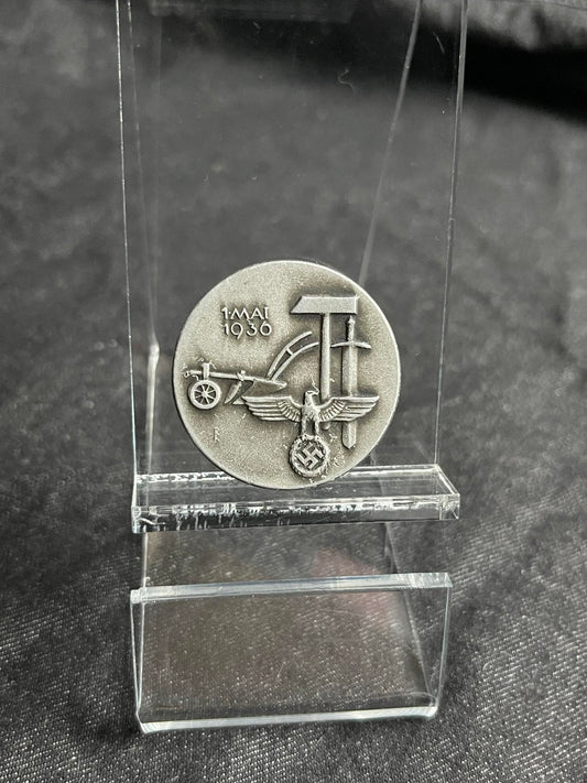GERMAN WW2 'TAG DER ARBEIT 1936' TINNIE BY AD. BAUMEISTER