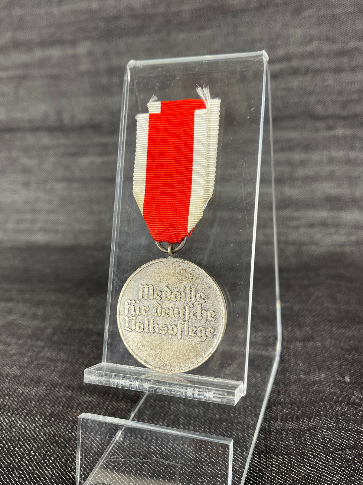 GERMAN WW2 SOCIAL WELFARE MEDAL W/ ORIGINAL RIBBON „EHRENZEICHEN FUR DEUTSCHE  VOLKSPFLEGE 4”