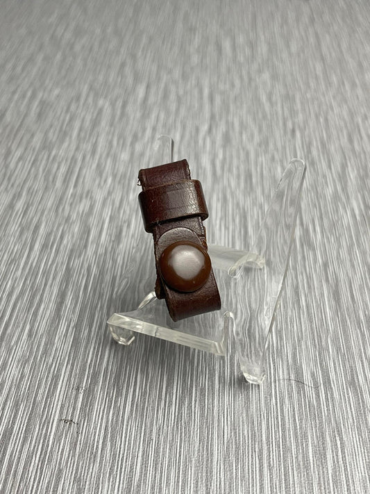 GERMAN WW2 SA BROWN LEATHER DAGGER HANGER W/ PAPER TAG