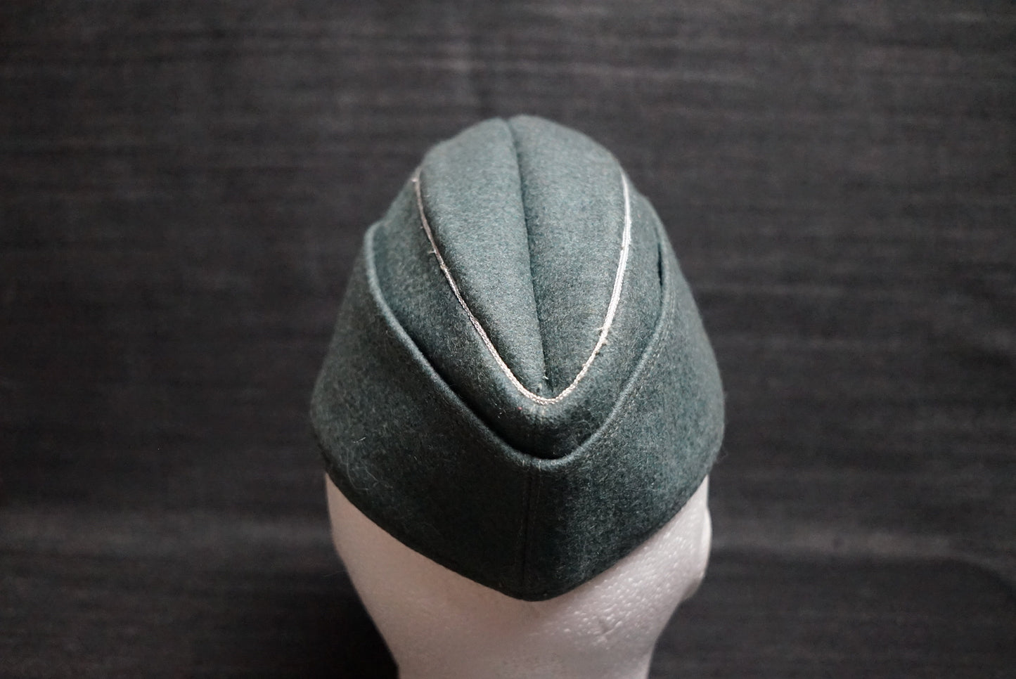 GERMAN WW2 HEER ARTILLERY OFFICER OVERSEAS CAP LARGE SIZE 62 & UNISSUED