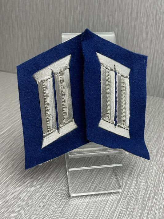 GERMAN WW2 MEDICAL OFFICER WAFFENROCK UNFINISHED MATCHING COLLAR TABS
