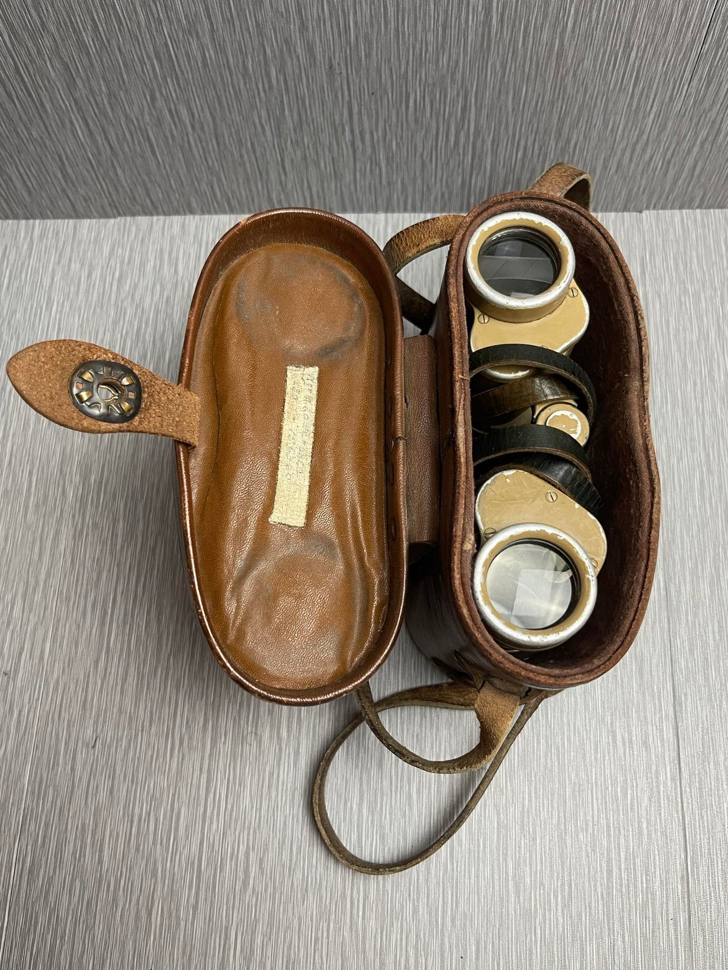 GERMAN WW2 DIENSTGLAS 6x30 TAN PAINTED ‘CAG’ BINOCULARS CAPTURED BY US G.I. MEDIC W/ LEATHER CASE NAMED!