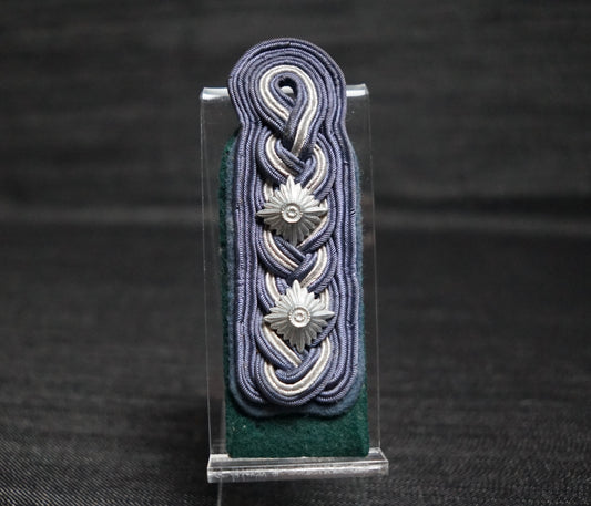 GERMAN WW2 LUFTWAFFE ADMINISTRATIVE TRANSPORT NCO SHOULDER BOARD RARE
